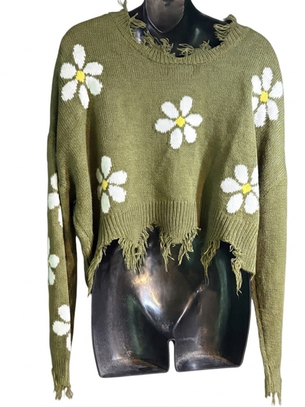 Just Polly Distressed Daisy Knit Pullover Sweater in olive green xl - Picture 2 of 9